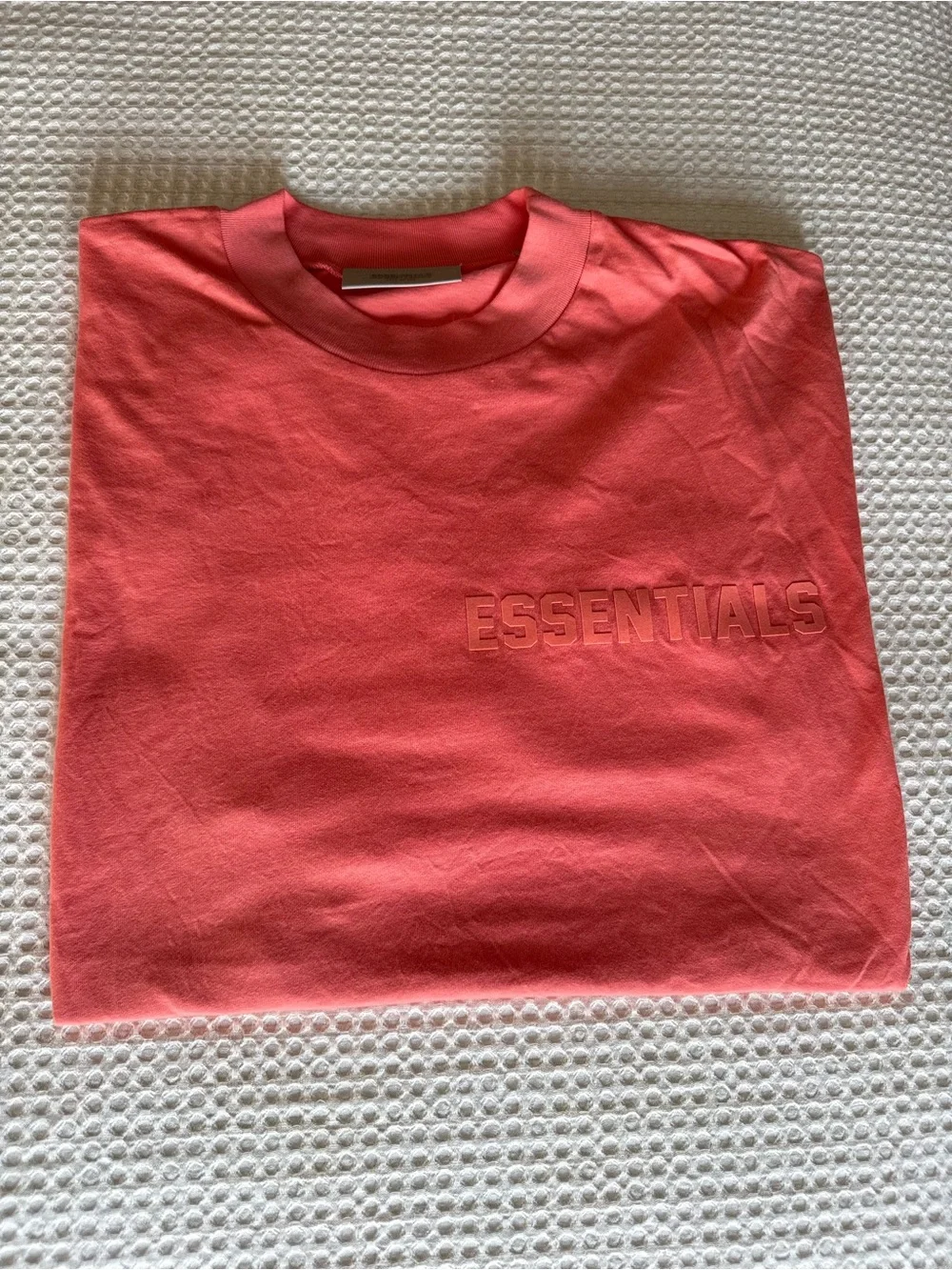 Brand New Fear of God Essentials Coral-Pink Embossed Logo Crewneck Tshirt unworn - Picture 2 of 6